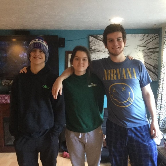 Meet your Posher, Georgia. - Picture 3 of 4